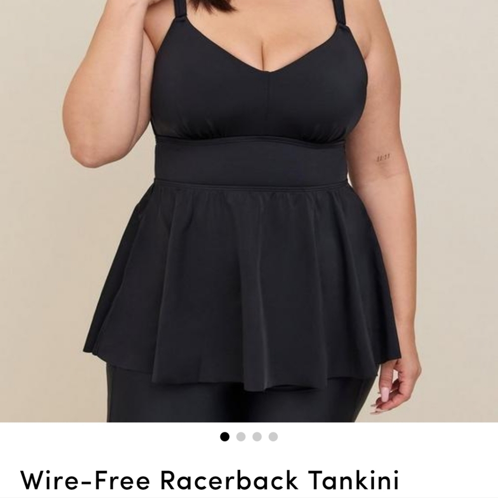 Torrid size 1 dd/ddd swim tankini